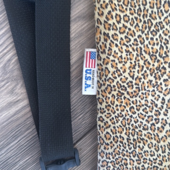 Black Flys Leopard Print Snowboard Bag made is the USA - Picture 4 of 10